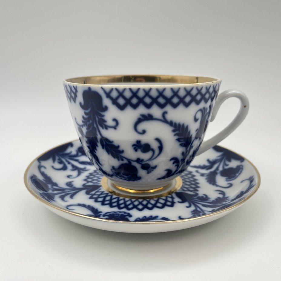 Пара чайная "Синие цветы", фарфор, деколь, золочение, Ленинградский фарфоровый завод (ЛФЗ), СССР, 1970-1986 гг.