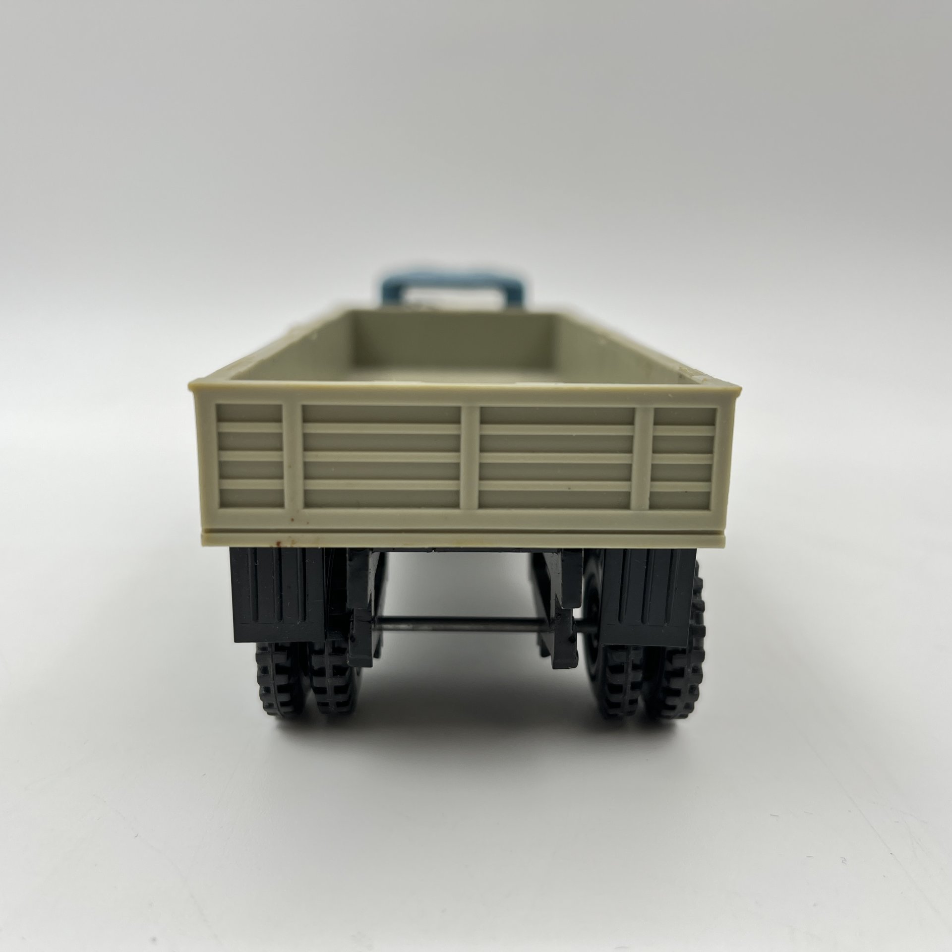 Модель автомобиля "ЗИЛ-130В1", масштаб 1:43, металл, пластик, СССР, 1980-1990 гг.