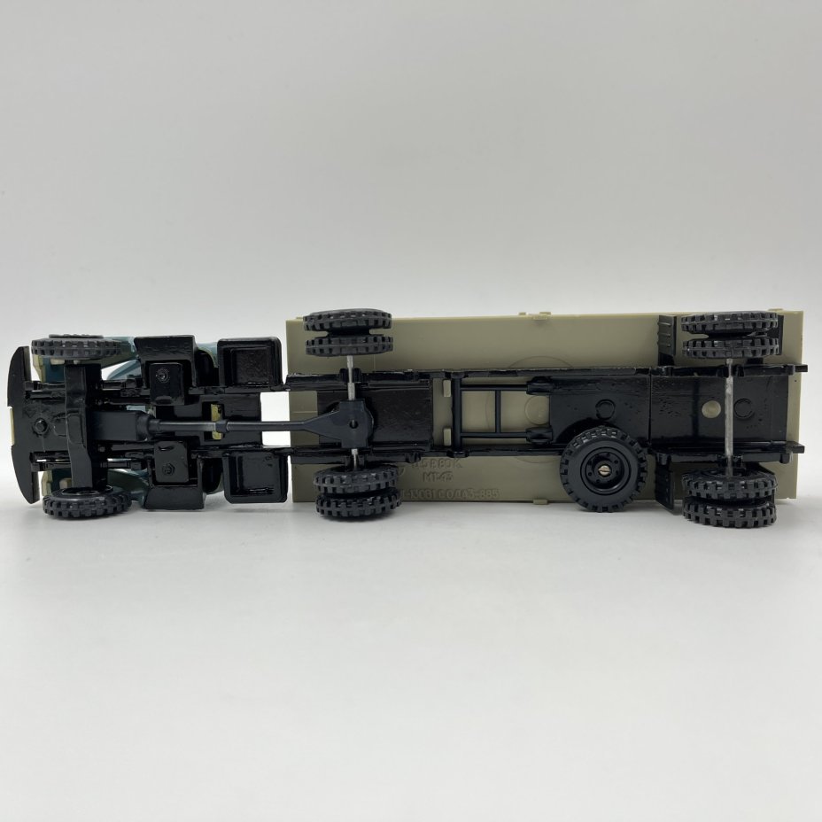 Модель автомобиля "ЗИЛ-130В1", масштаб 1:43