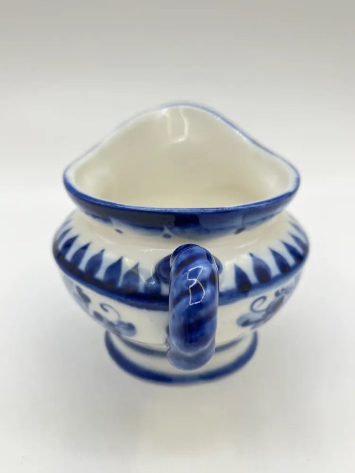 Молочник (сливочник) с цветочным декором, Гжель