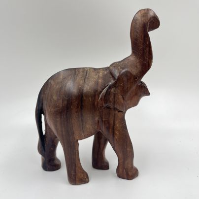Статуэтка слона с задернутым хоботом, дерево, резьба, Азия, 1990-2000 гг.