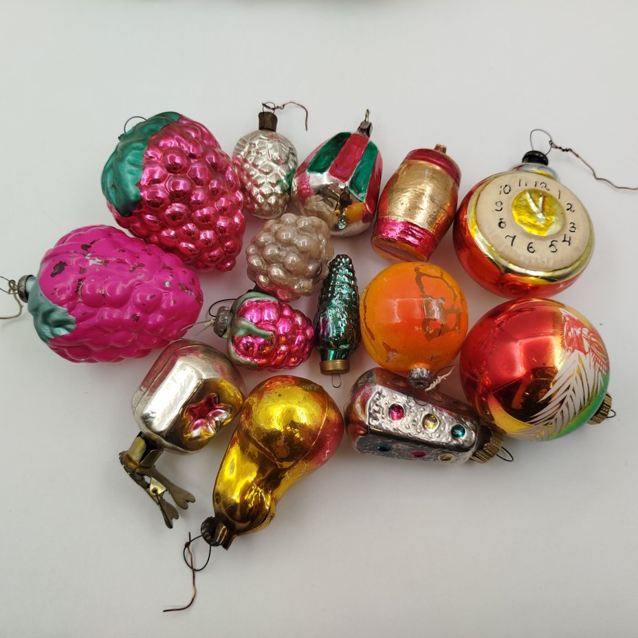 Набор из 27 ёлочных игрушек в оригинальной коробке (в подборе)