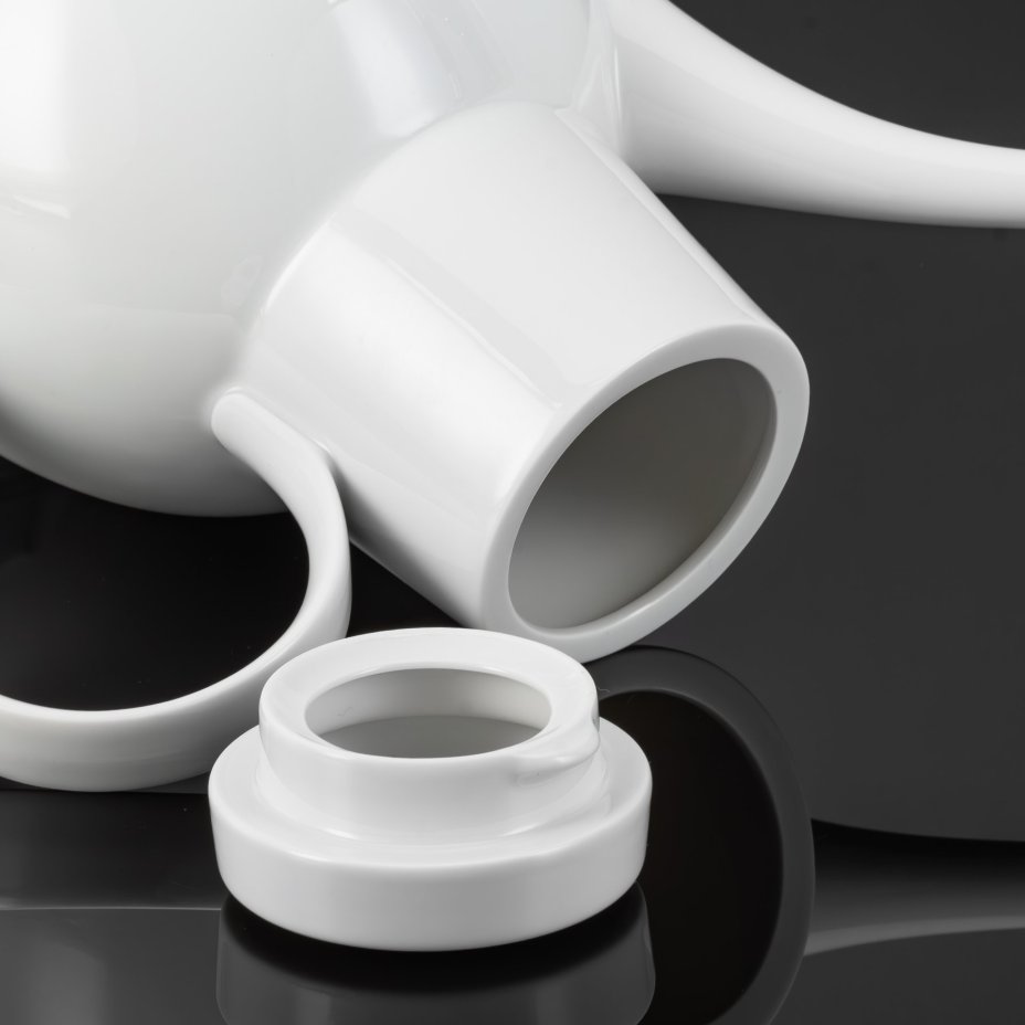 Чайник, серия "Лотос", дизайн: Бьорн Вайнблад (studio linie: form lotus, design: Björn Wiinblad), фарфор, Rosenthal (Розенталь), Германия, 1980-2000 гг.