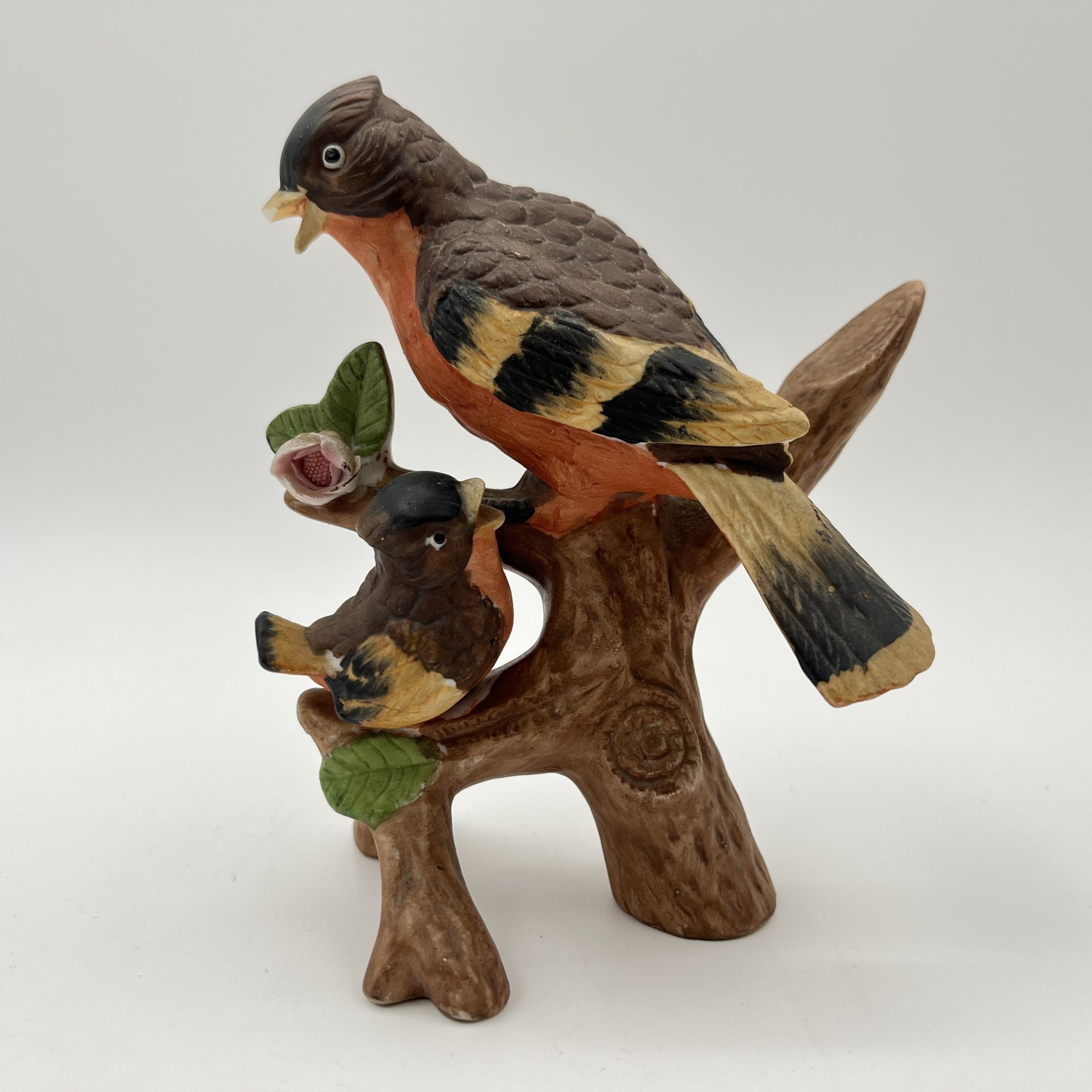 Статуэтка "Птица с птенцом на ветке", бисквит, роспись, Западная Европа, 1970-1990 гг.