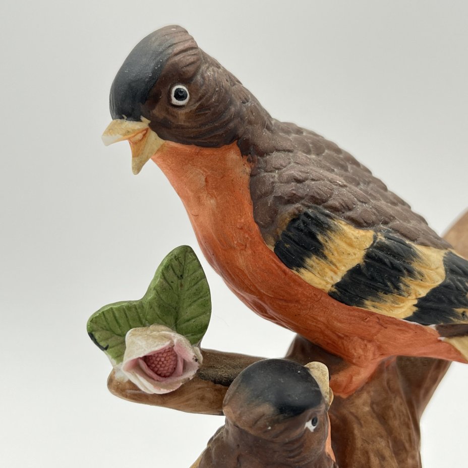 Статуэтка "Птица с птенцом на ветке"