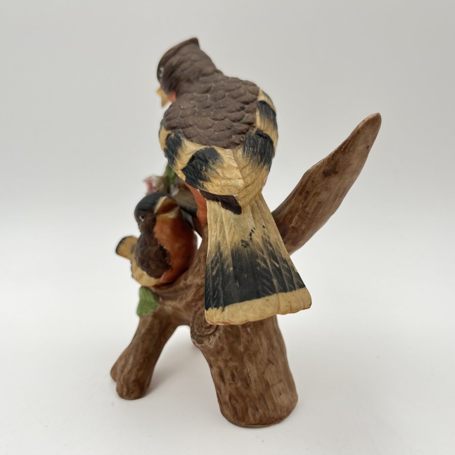 Статуэтка "Птица с птенцом на ветке"