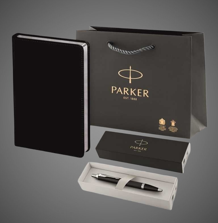 Подарочный набор: Шариковая ручка Parker IM Mat Black CT лак матовый, стержень: M blue и Ежедневник черный, Металлы: нержавеющая сталь, хром