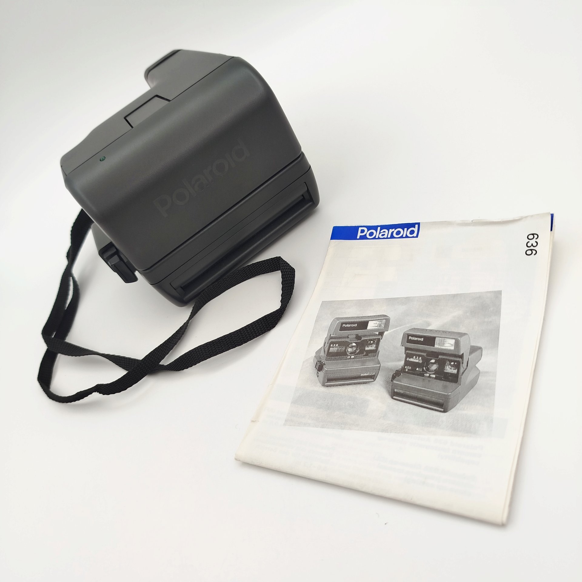 Фотоаппарат мгновенной печати "Polaroid 636 Close Up" в оригинальной коробке, Polaroid