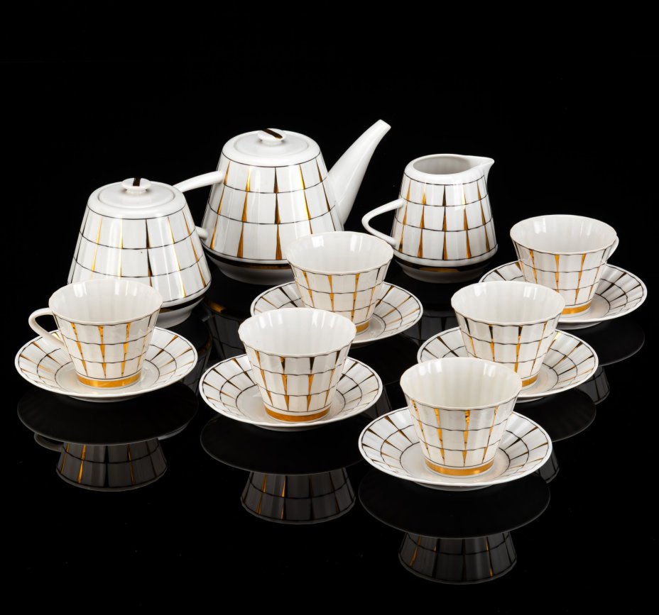Сервиз чайный "Золотая клетка" на 6 персон (15 предметов), форма "Каннелюрный", автор формы Ольшевский В.Н., автор рисунка Правикова А.И.
