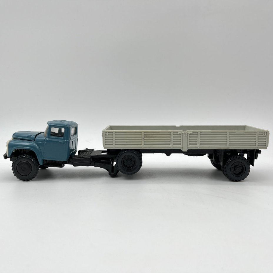 Модель автомобиля "ЗИЛ-130В1", масштаб 1:43