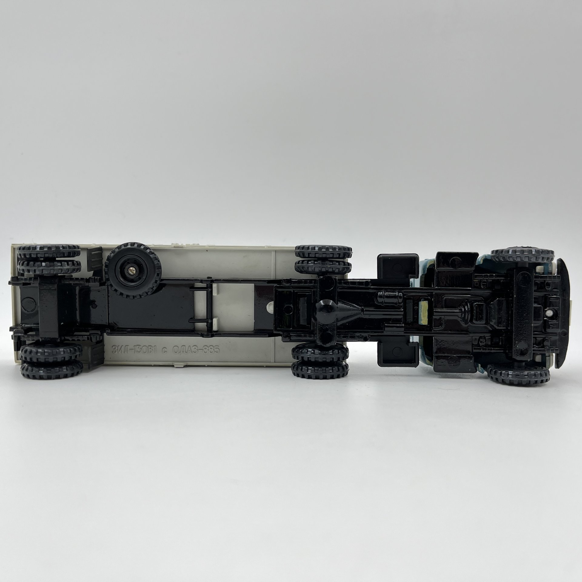 Модель автомобиля "ЗИЛ-130В1", масштаб 1:43