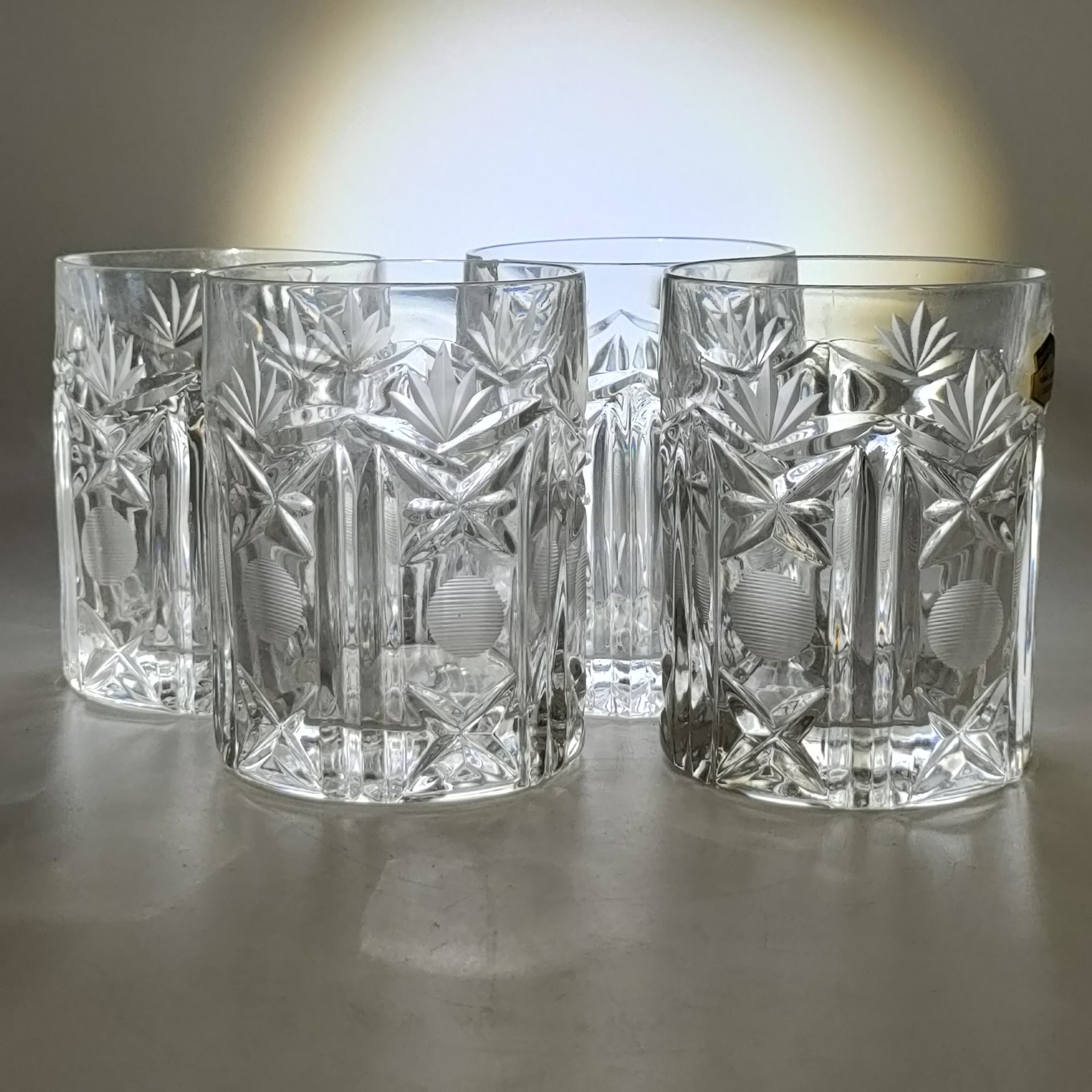 Набор из 4-х бокалов для крепких напитков с геометрическим декором, хрусталь, алмазная грань, Kristal Zajecar, Югославия, 1980-2000 гг.