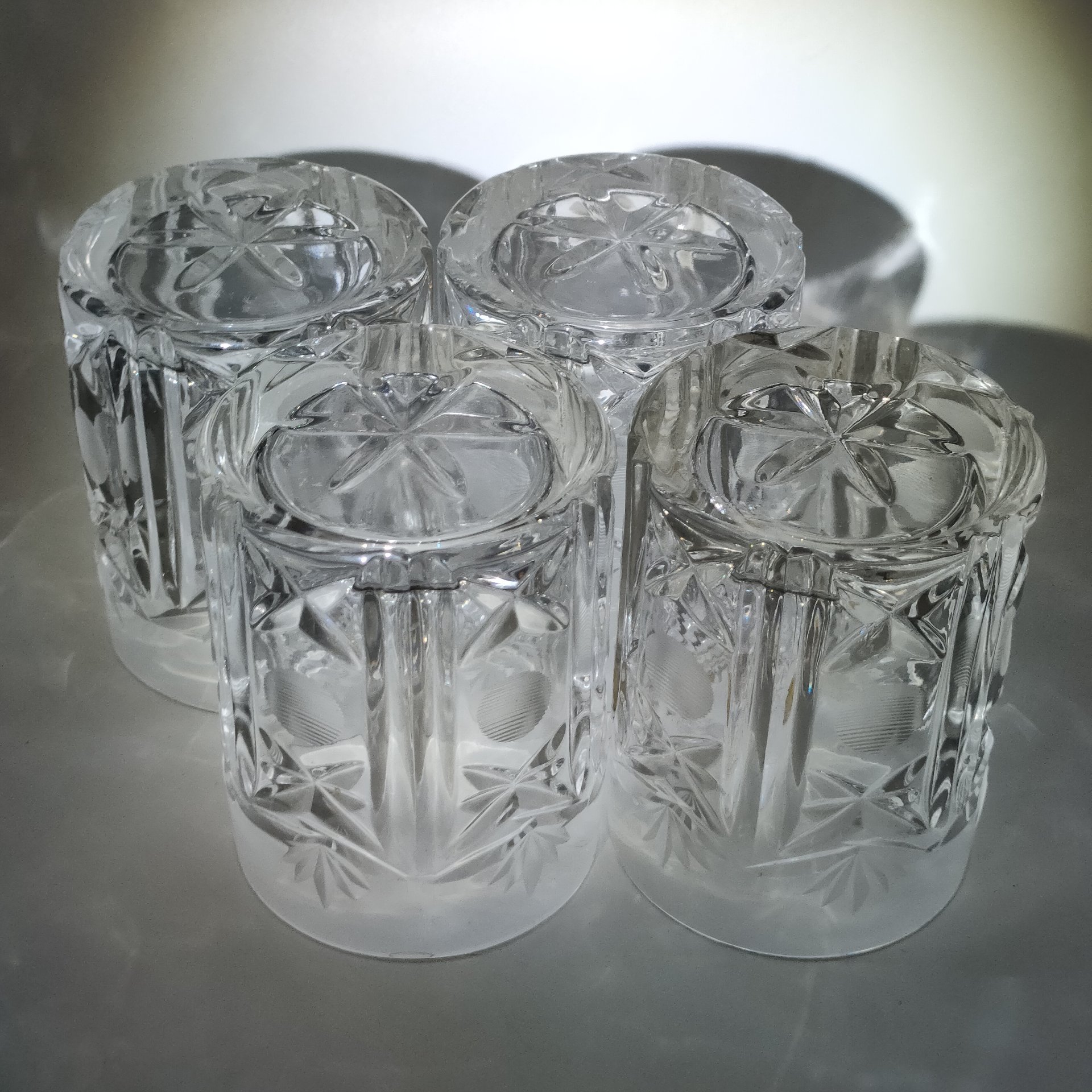 Набор из 4-х бокалов для крепких напитков с геометрическим декором, хрусталь, алмазная грань, Kristal Zajecar, Югославия, 1980-2000 гг.