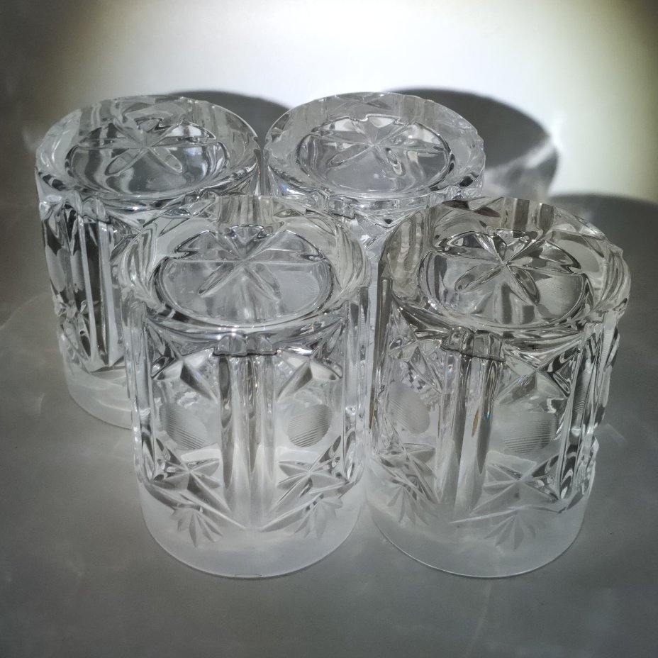 Набор из 4-х бокалов для крепких напитков с геометрическим декором, хрусталь, алмазная грань, Kristal Zajecar, Югославия, 1980-2000 гг.