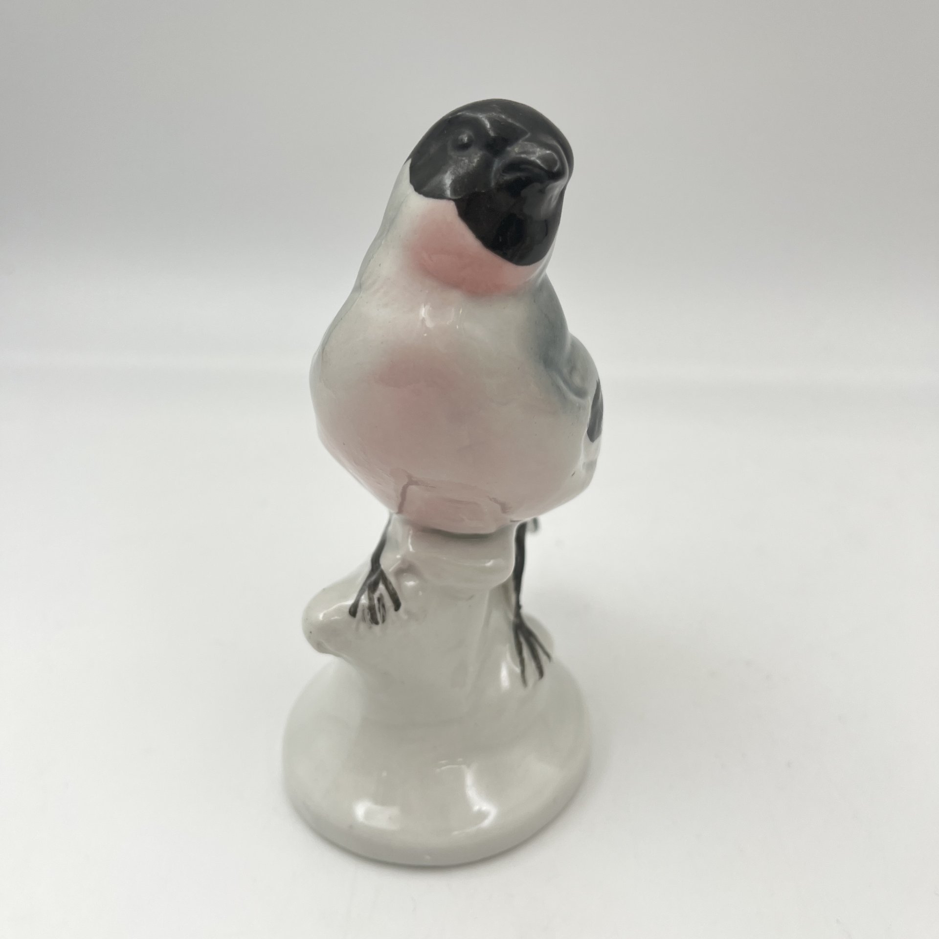 Статуэтка «Снегирь», фарфор, роспись, Германия, 1950-1980 гг.