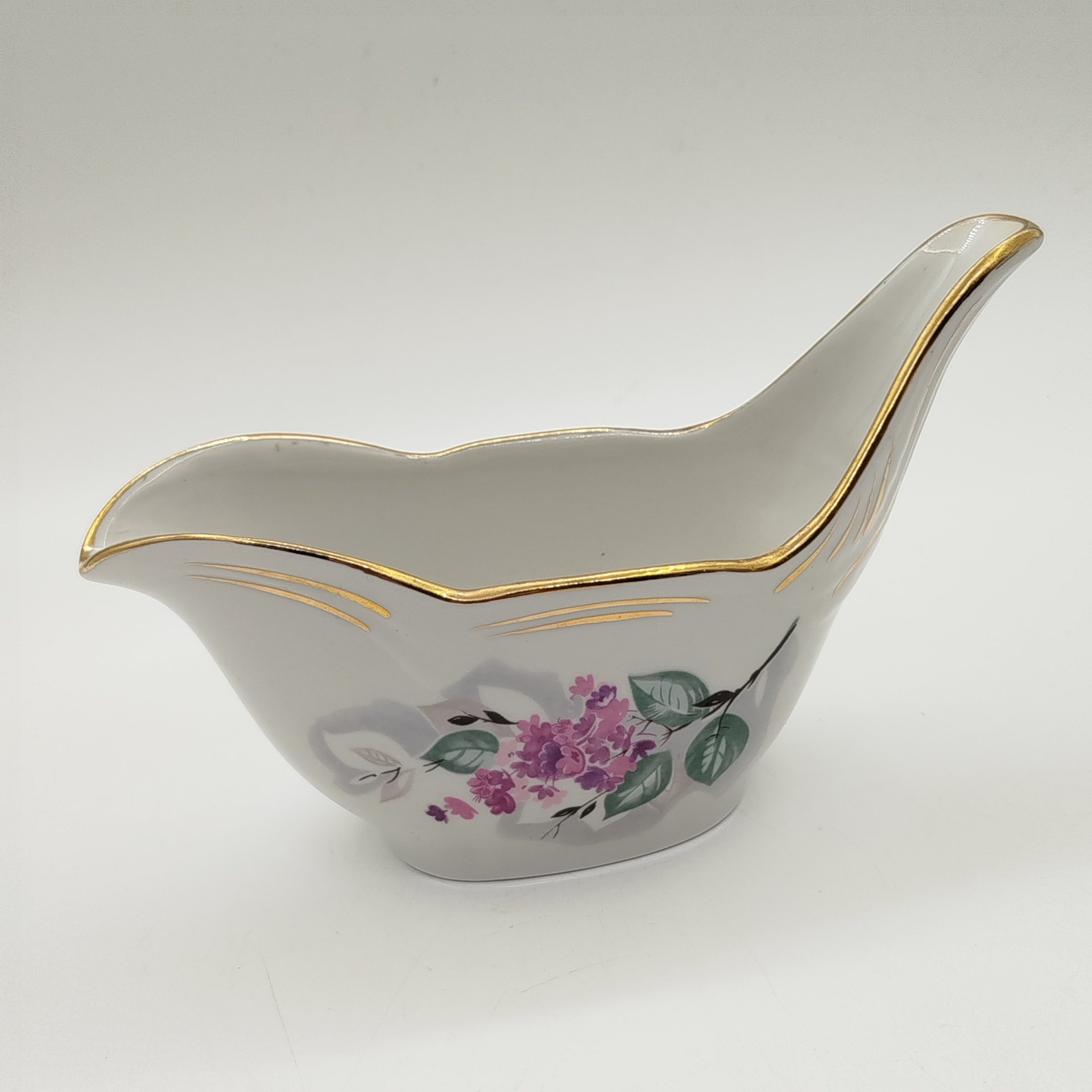 Соусник с цветочным декором, фарфор, деколь, золочение, Дулевский фарфоровый завод (Дулёво), Российская Федерация, 2001 г.