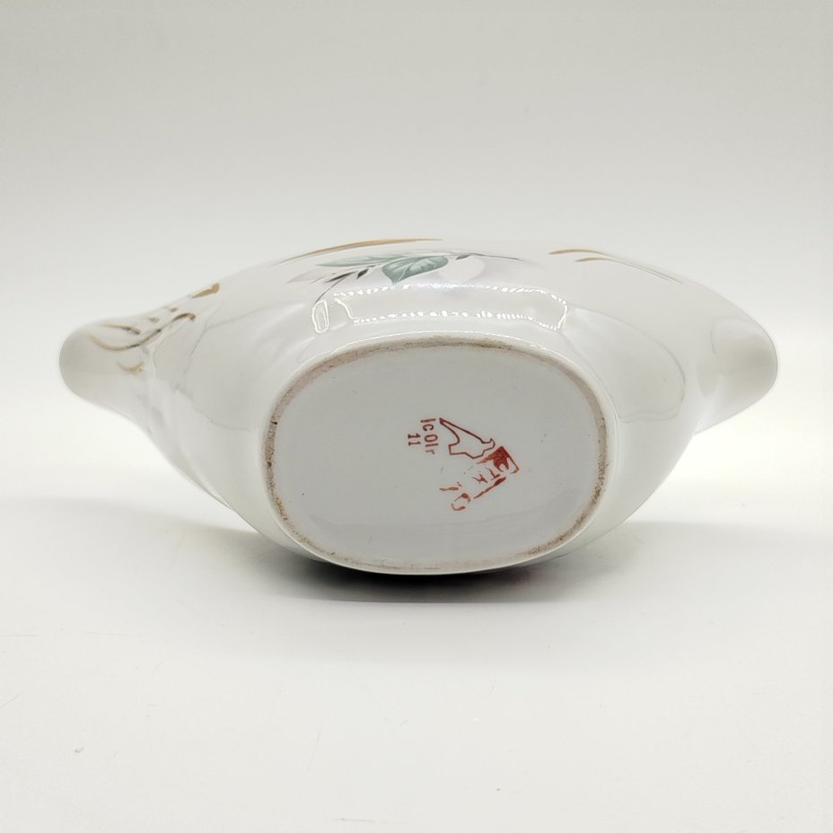 Соусник с цветочным декором, фарфор, деколь, золочение, Дулевский фарфоровый завод (Дулёво), Российская Федерация, 2001 г.