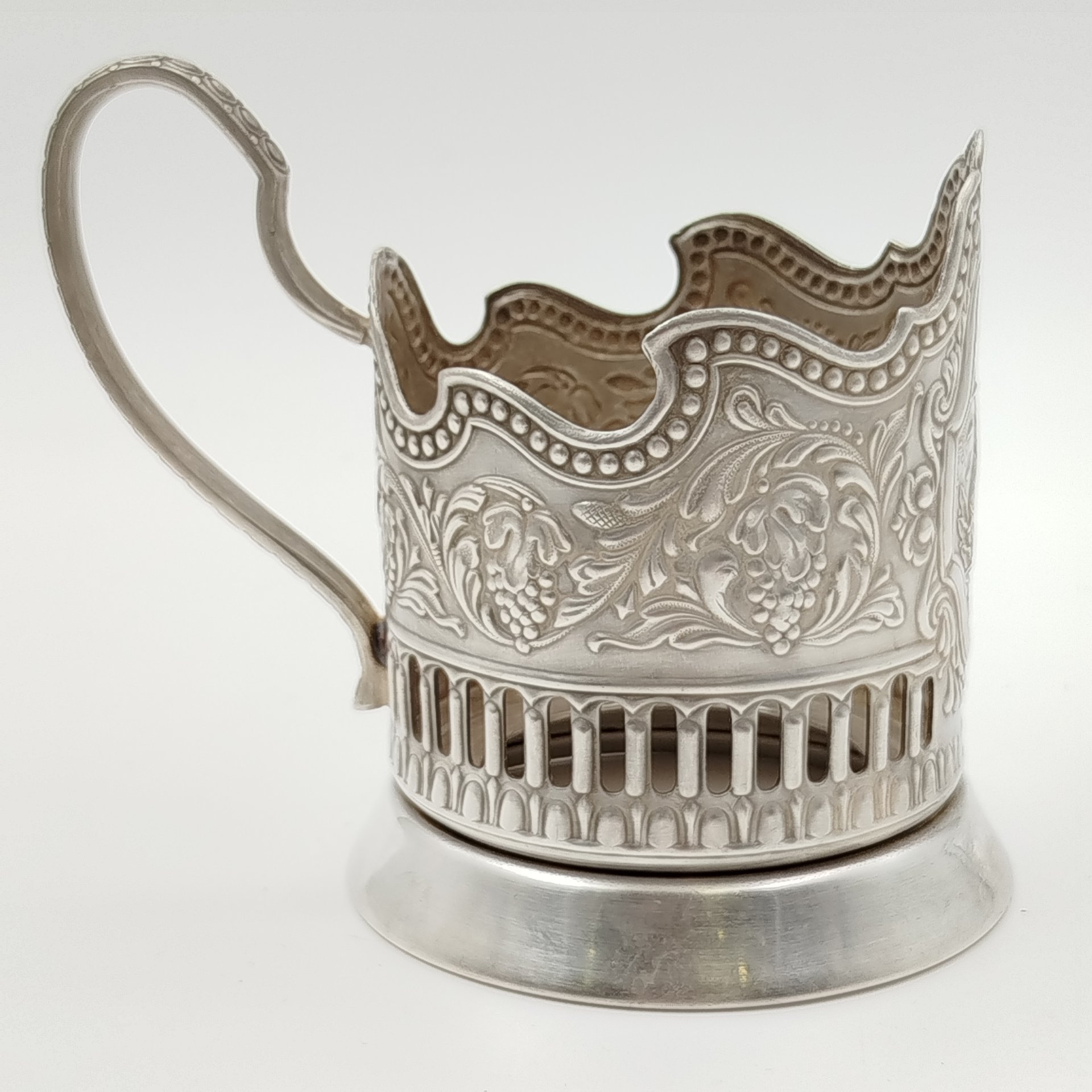 Подстаканник "Советский космос", мНЦ (медь-никель-цинк), Кольчугинский завод цветных металлов, СССР, 1970-1980 гг.