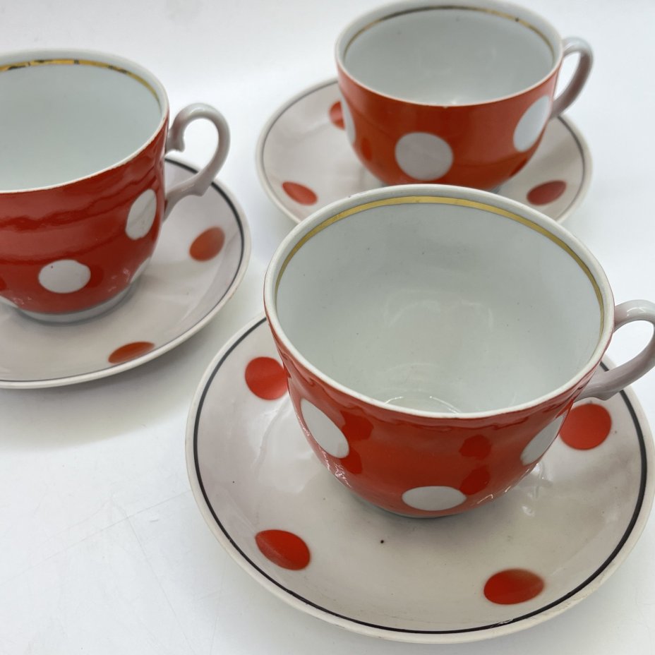 Набор из 3 чайных пар в оранжевый горошек