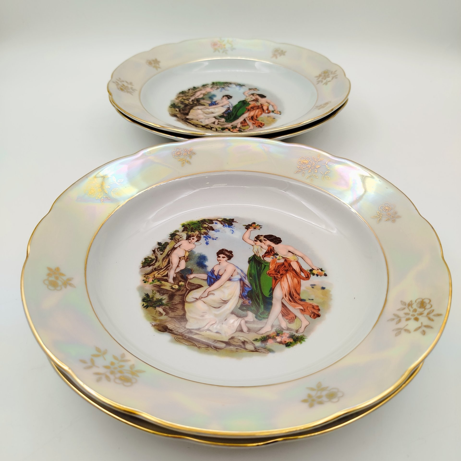 Набор из 6-ти суповых тарелок "Мадонна", фарфор, деколь, люстр, золочение, Kahla, ГДР, 1968-1987 гг.