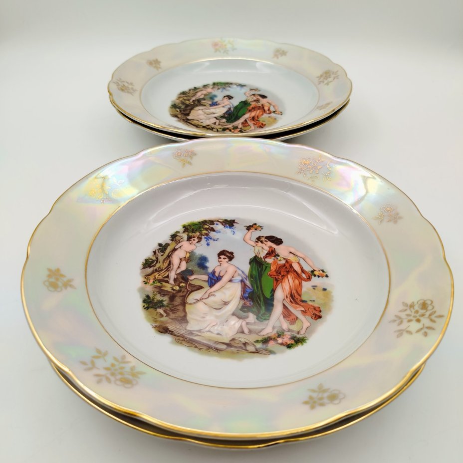 Набор из 6-ти суповых тарелок "Мадонна", фарфор, деколь, люстр, золочение, Kahla, ГДР, 1968-1987 гг.