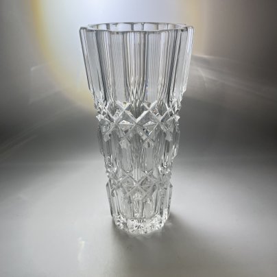 Ваза для цветов "Эхо", автор А.М. Остроумов, хрусталь, алмазная грань, Ленинградский завод художественного стекла (ЛЗХС), СССР, 1970-1980 гг.