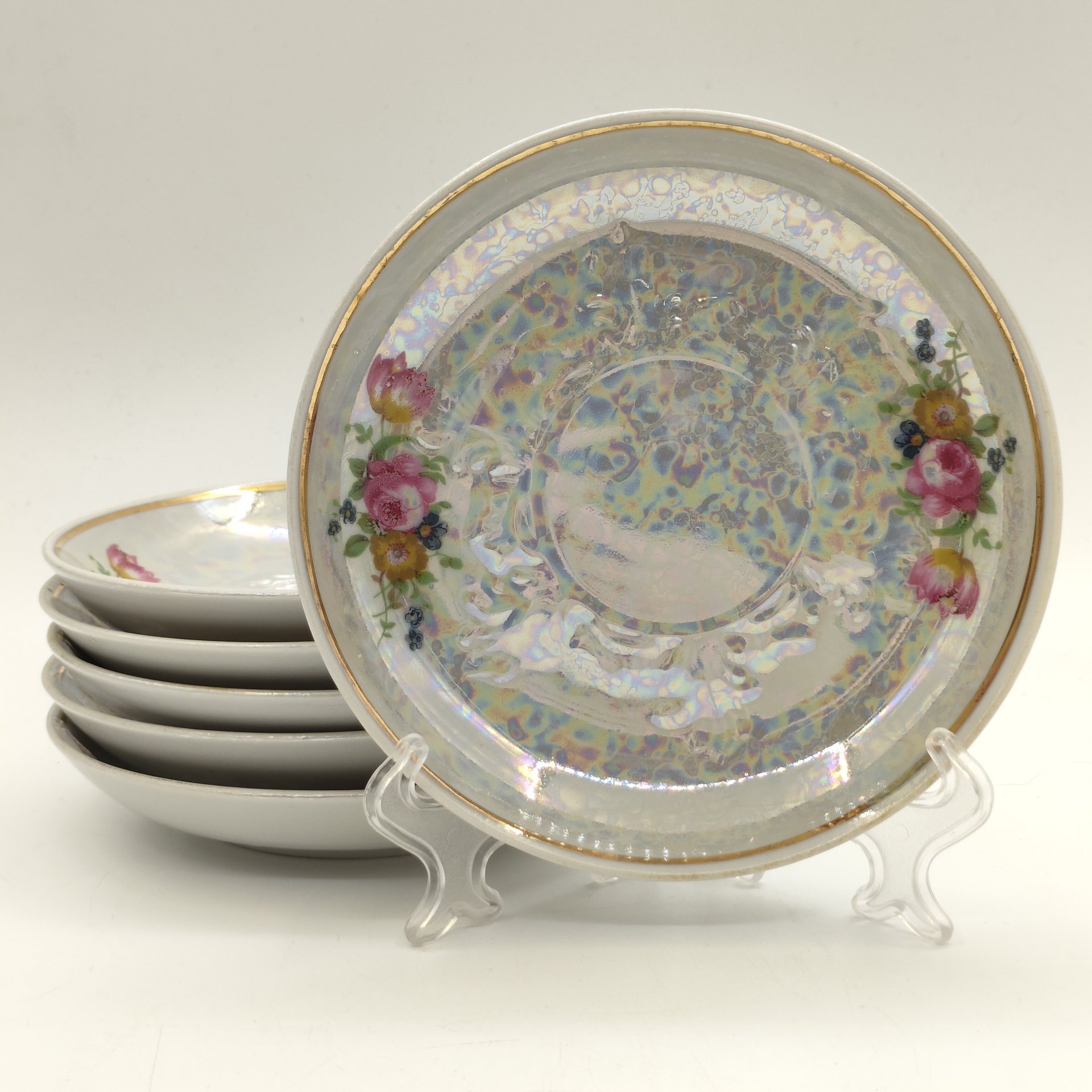 Набор из 6-ти блюдец с цветочным декором, фарфор, люстр, деколь, золочение, Дмитровский фарфоровый завод (ДФЗ Вербилки), СССР, 1965-1991 гг.