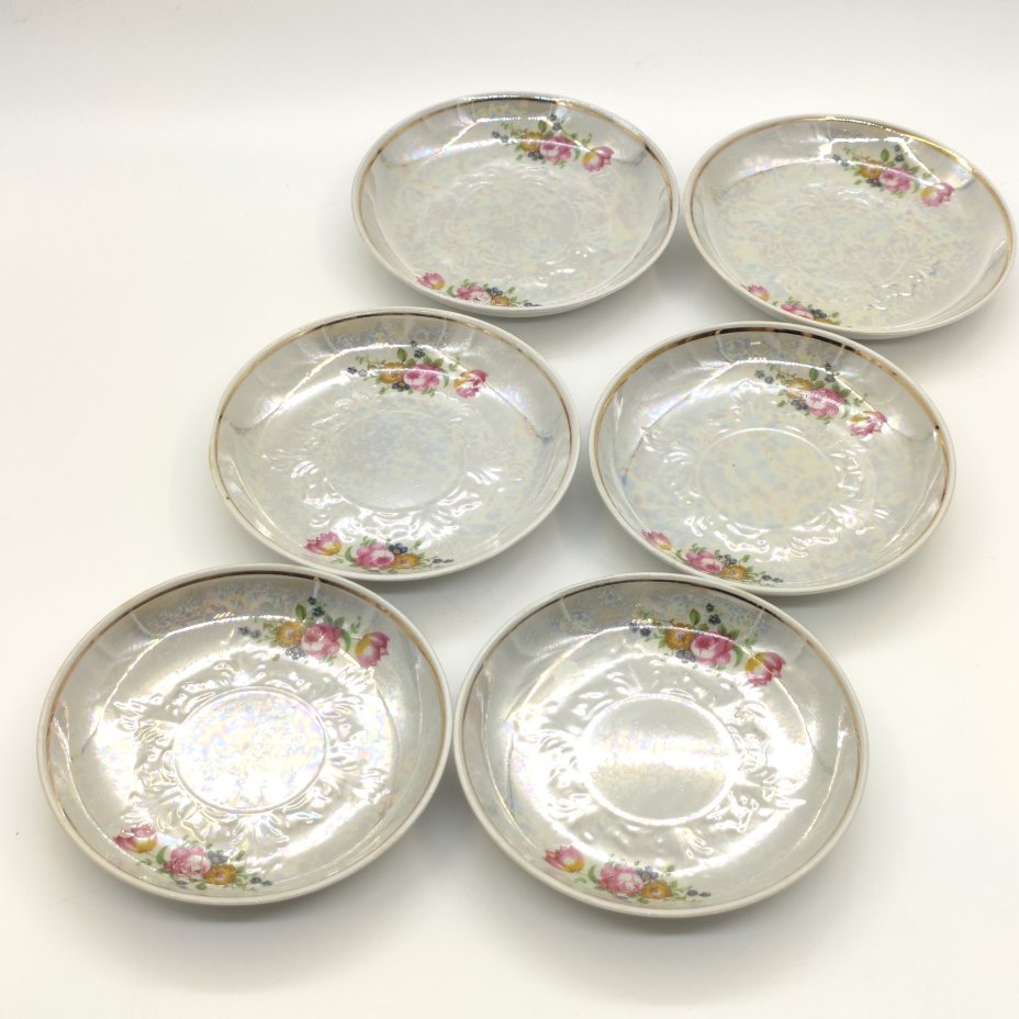 Набор из 6-ти блюдец с цветочным декором, фарфор, люстр, деколь, золочение, Дмитровский фарфоровый завод (ДФЗ Вербилки), СССР, 1965-1991 гг.