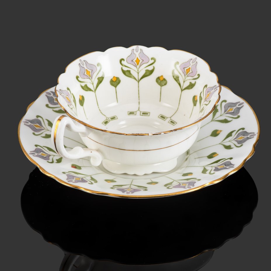 Чайная пара в стиле модерн с цветочным орнаментом, Royal Doulton
