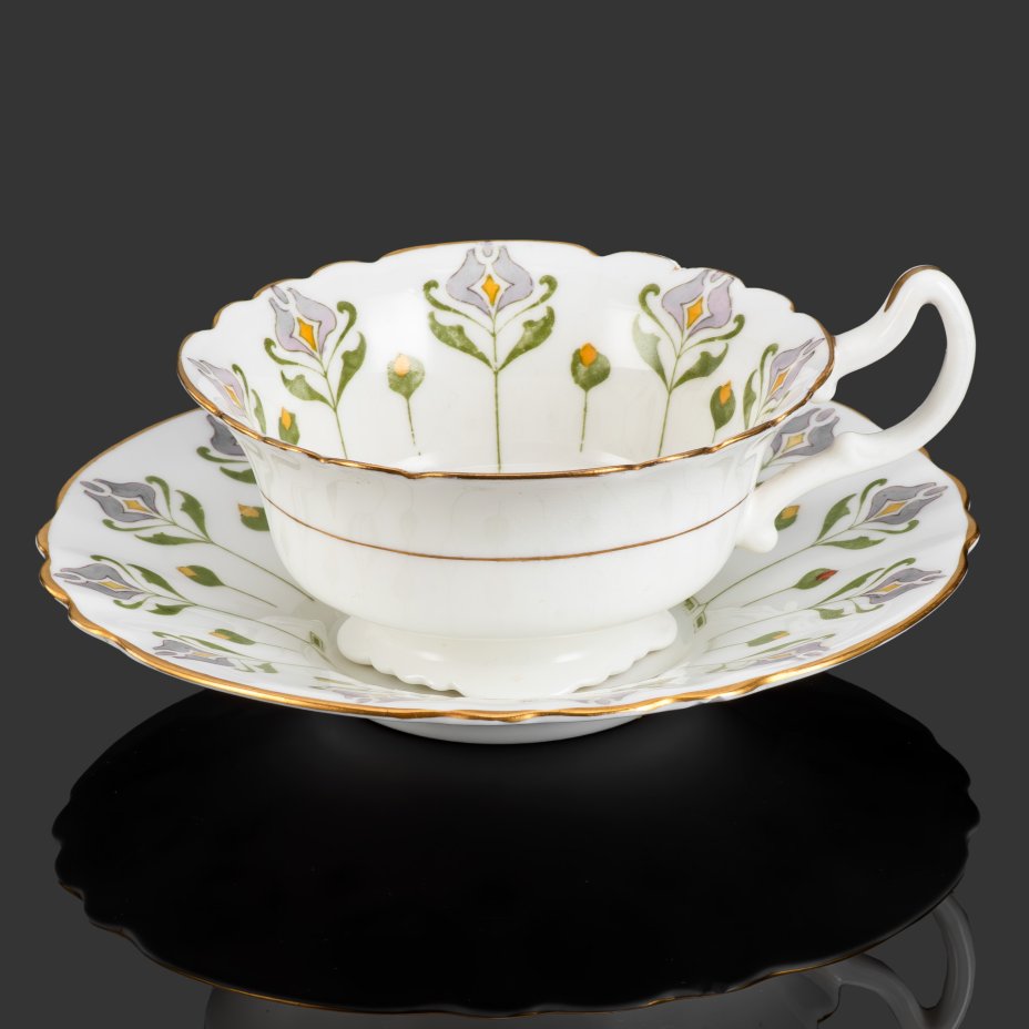 Чайная пара в стиле модерн с цветочным орнаментом, Royal Doulton