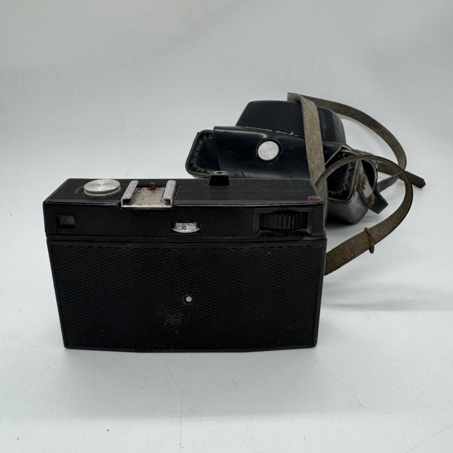 Фотоаппарат "Смена-8" в оригинальном кофре (не работает), ЛОМО (Ленинградское оптико-механическое объединение)