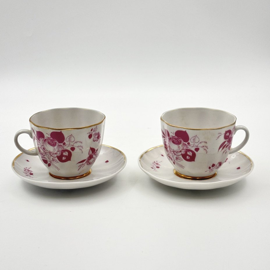 Набор из 2-х кофейных пар с декором в виде цветов, фарфор, деколь, золочение, Ленинградский фарфоровый завод (ЛФЗ), СССР, 1970-1986 гг.