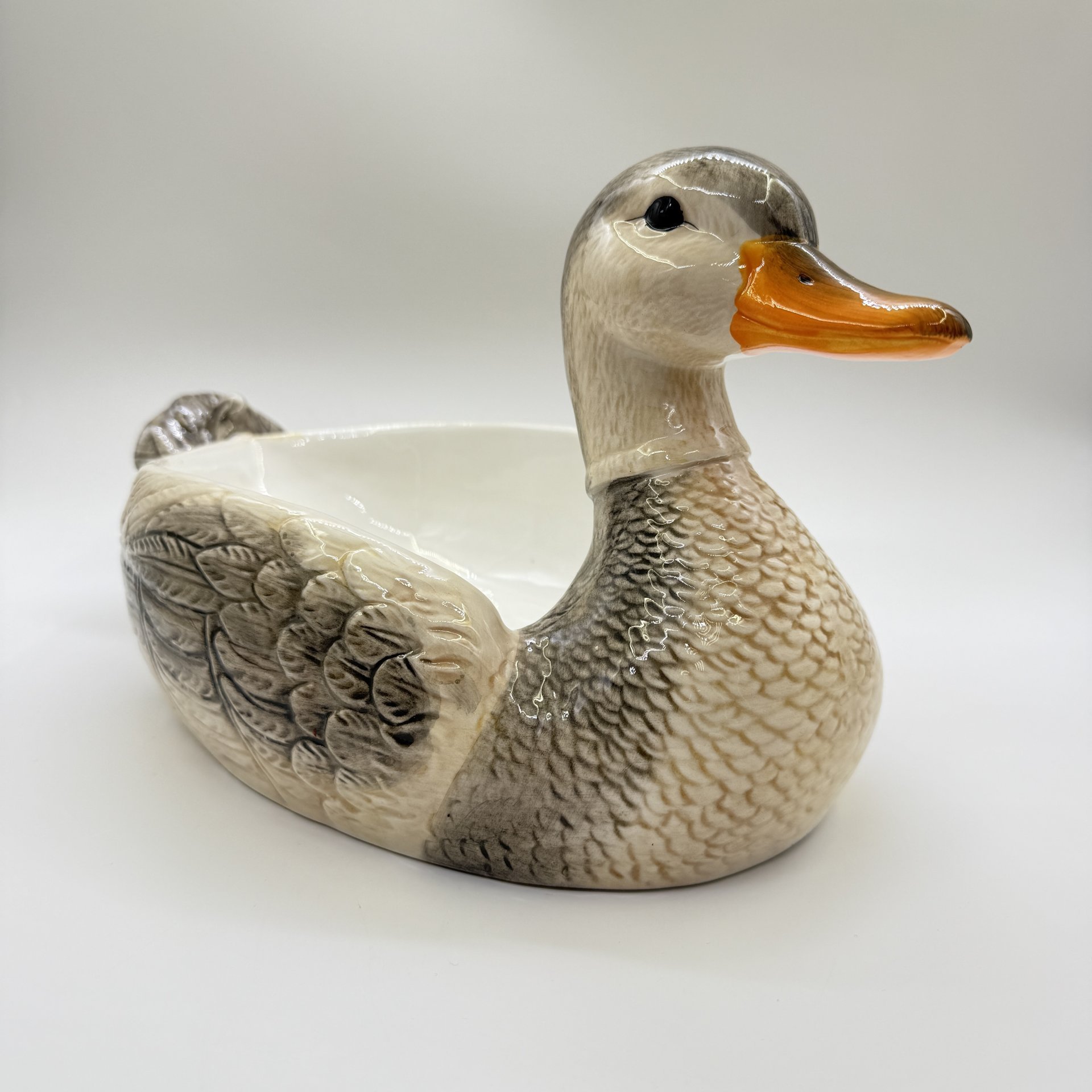 Блюдо (салатник) "Утка", керамика, роспись, Elan Gallery, Китай, 2000-2020 гг.