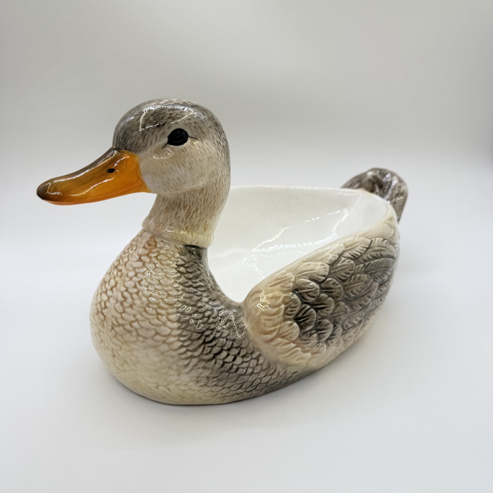 Блюдо (салатник) "Утка", керамика, роспись, Elan Gallery, Китай, 2000-2020 гг.