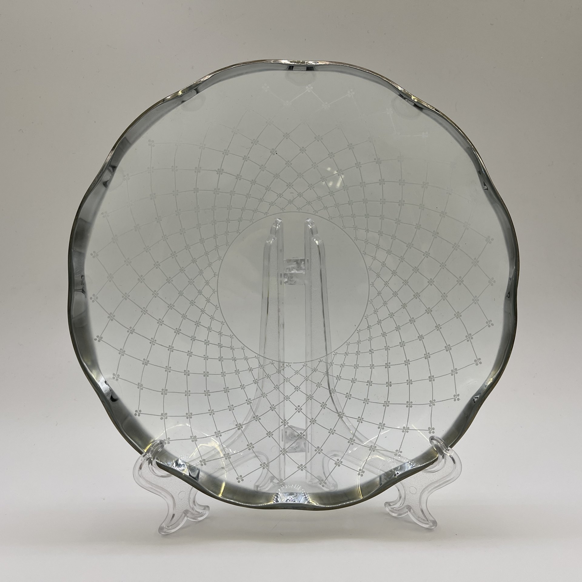 Набор блюдец на 6 персон в комплекте с блюдом, стекло, золочение, СССР, 1970-1990 гг.