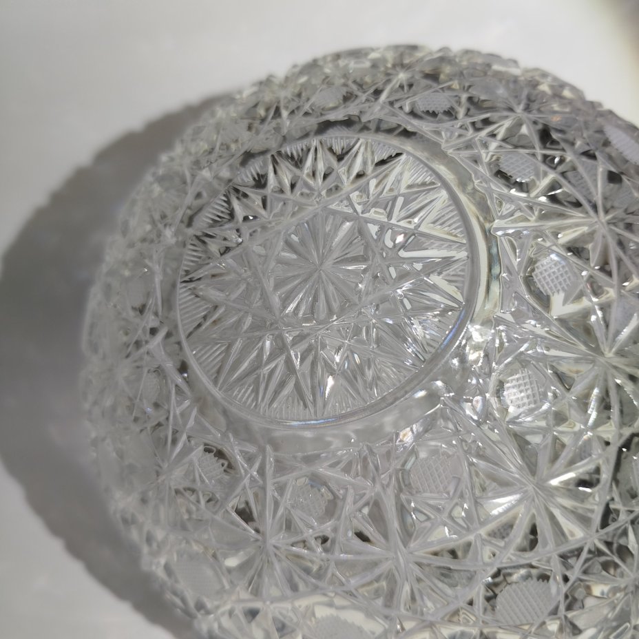 Ваза для конфет в форме корзинки, хрусталь, алмазная грань, Дятьковский хрустальный завод, Россия, 1980-2000 гг.