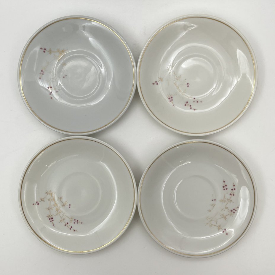 Сервиз чайный с растительным декором на 4 персоны (чайник, сахарница, 4 чайные пары), фарфор, роспись, золочение, Volkstedt Beyer & Bock, ГДР, 1960-1980 гг.