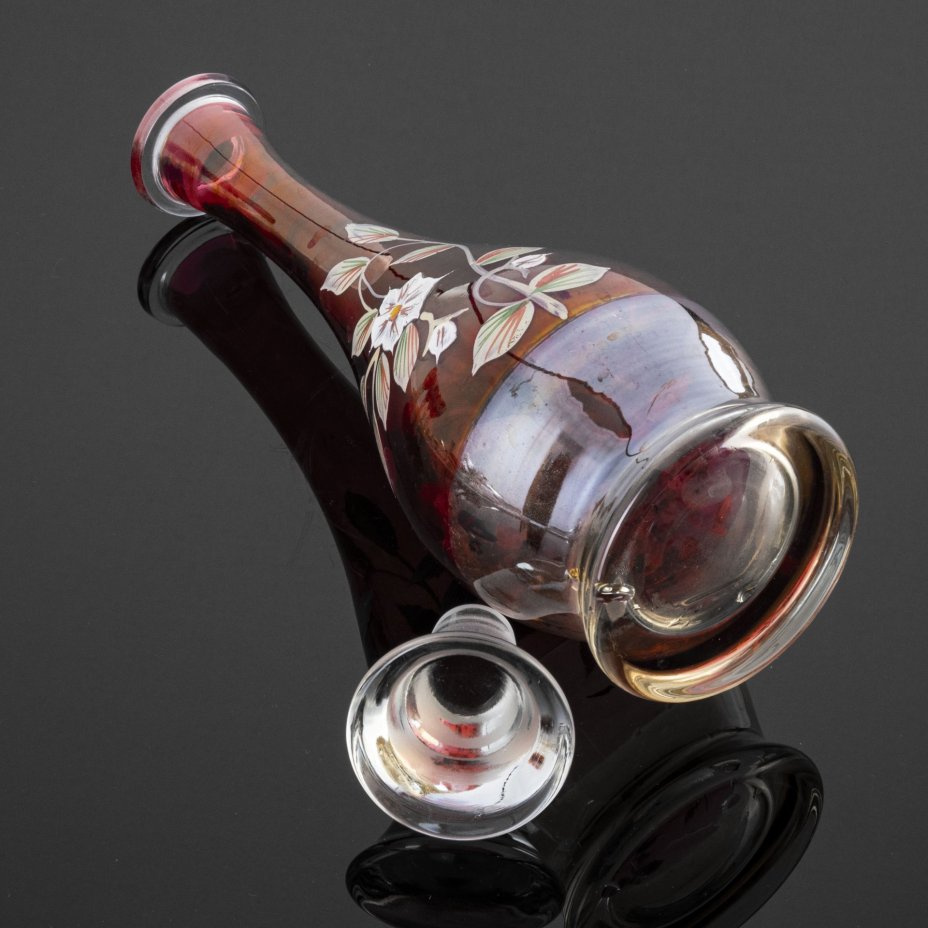 Ликерный набор, украшенный цветочными мотивами, (штоф и рюмки на 6 персон)