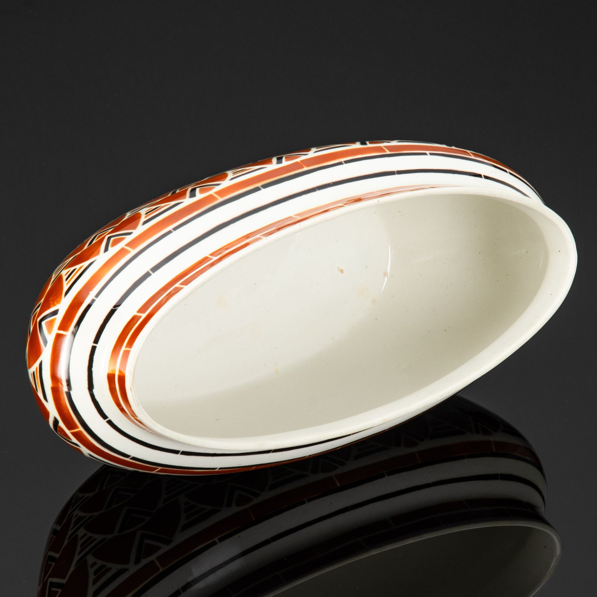 Кашпо овальной формы, украшенное чёрно-коричневыми узорами, Lunéville faience, фаянс, крытье