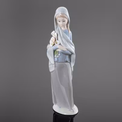 Статуэтка "Девушка с каллами", Lladro