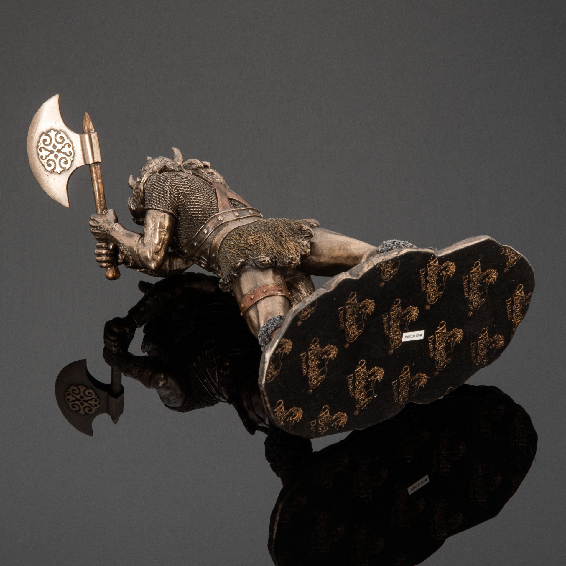 Статуэтка "Викинг", полистоун, Veronese, Тайвань, 2023 г.