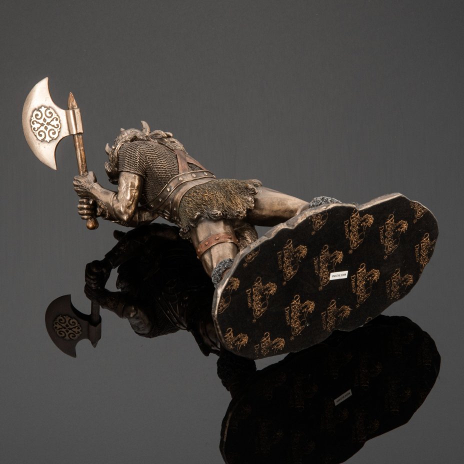 Статуэтка "Викинг", полистоун, Veronese, Тайвань, 2023 г.