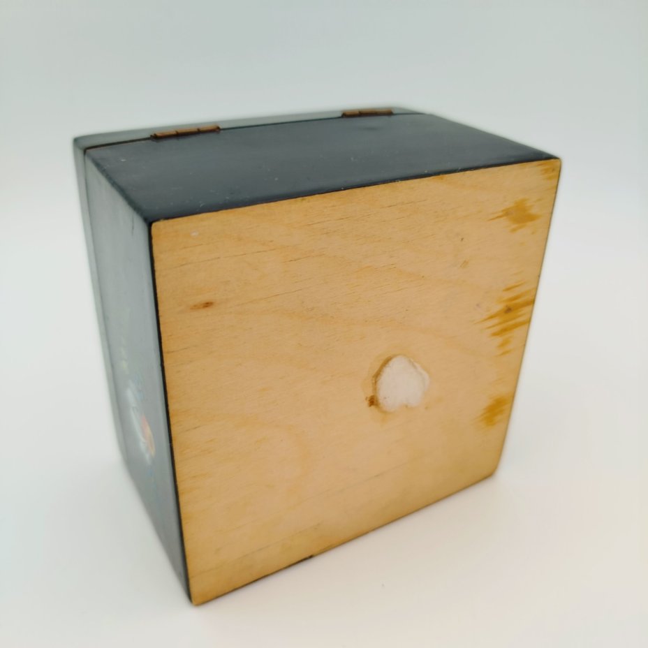 Шкатулка "Ромашки"