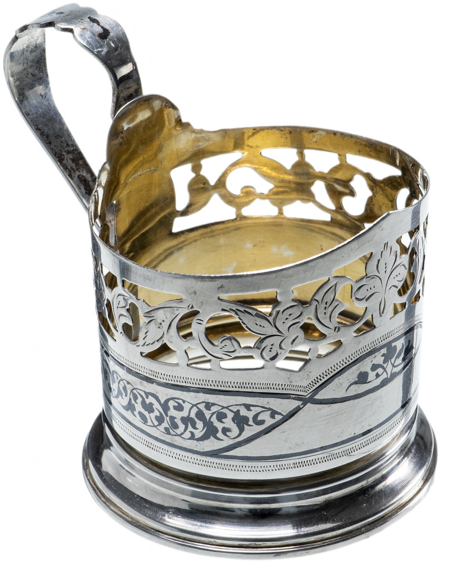Подстаканник с растительным декором, серебро 875 пр., золочение, Кубачинский художественный комбинат, СССР, 1961-1968 гг.