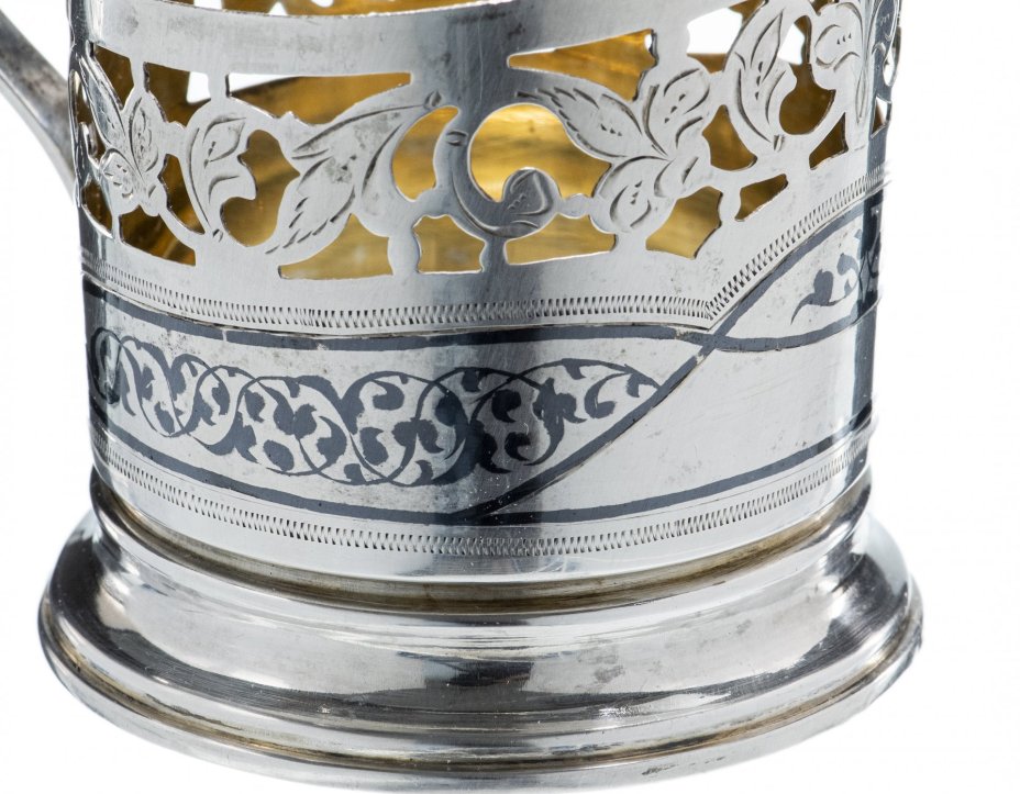 Подстаканник с растительным декором, серебро 875 пр., золочение, Кубачинский художественный комбинат, СССР, 1961-1968 гг.