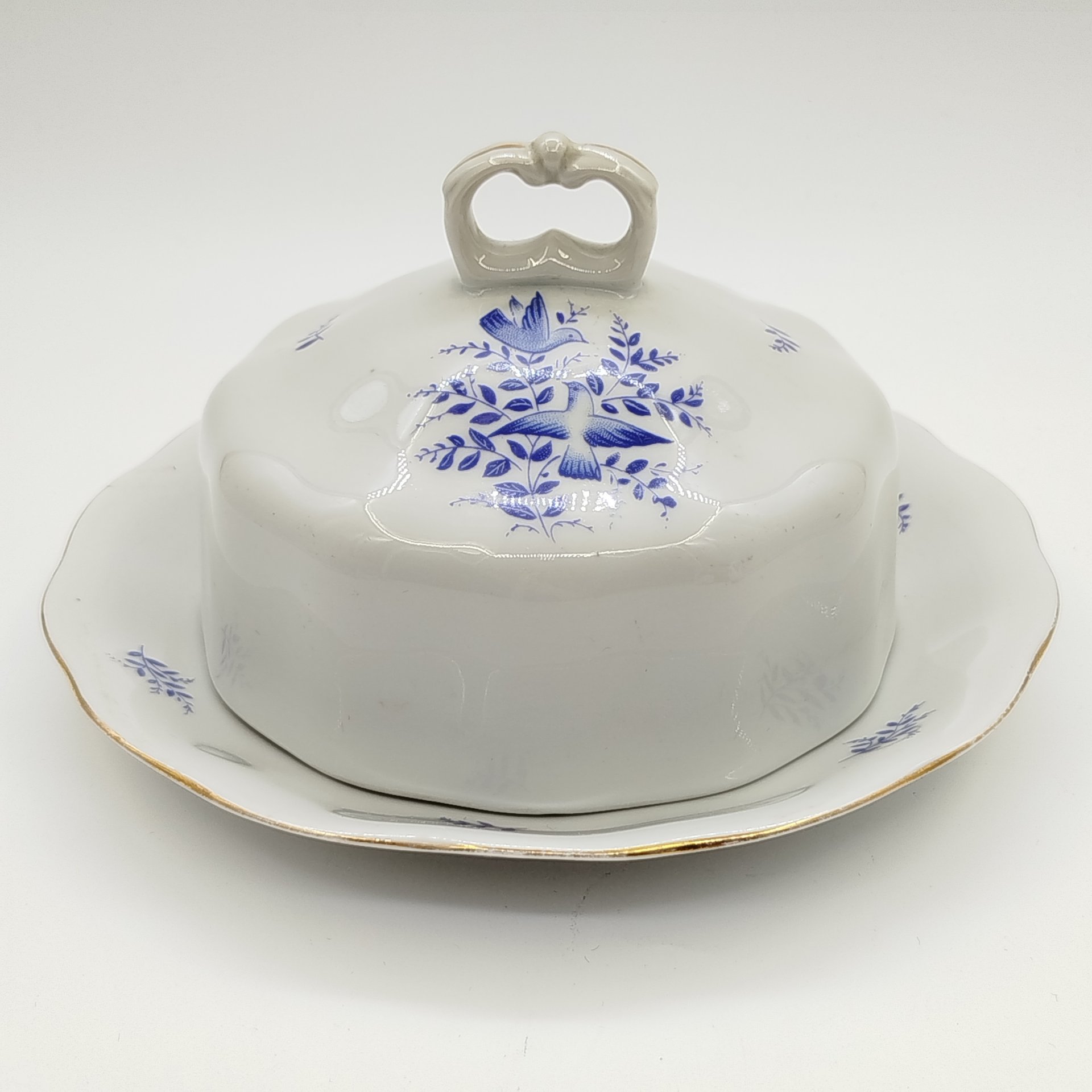 Масленка, украшенная орнитологическим декором, Karolina (Фарфоровая мануфактура «Каролина»