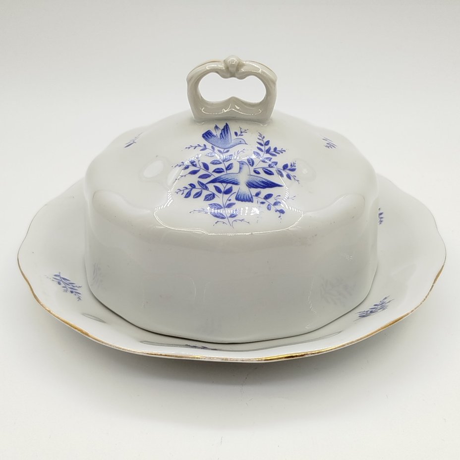 Масленка, украшенная орнитологическим декором, Karolina (Фарфоровая мануфактура «Каролина»