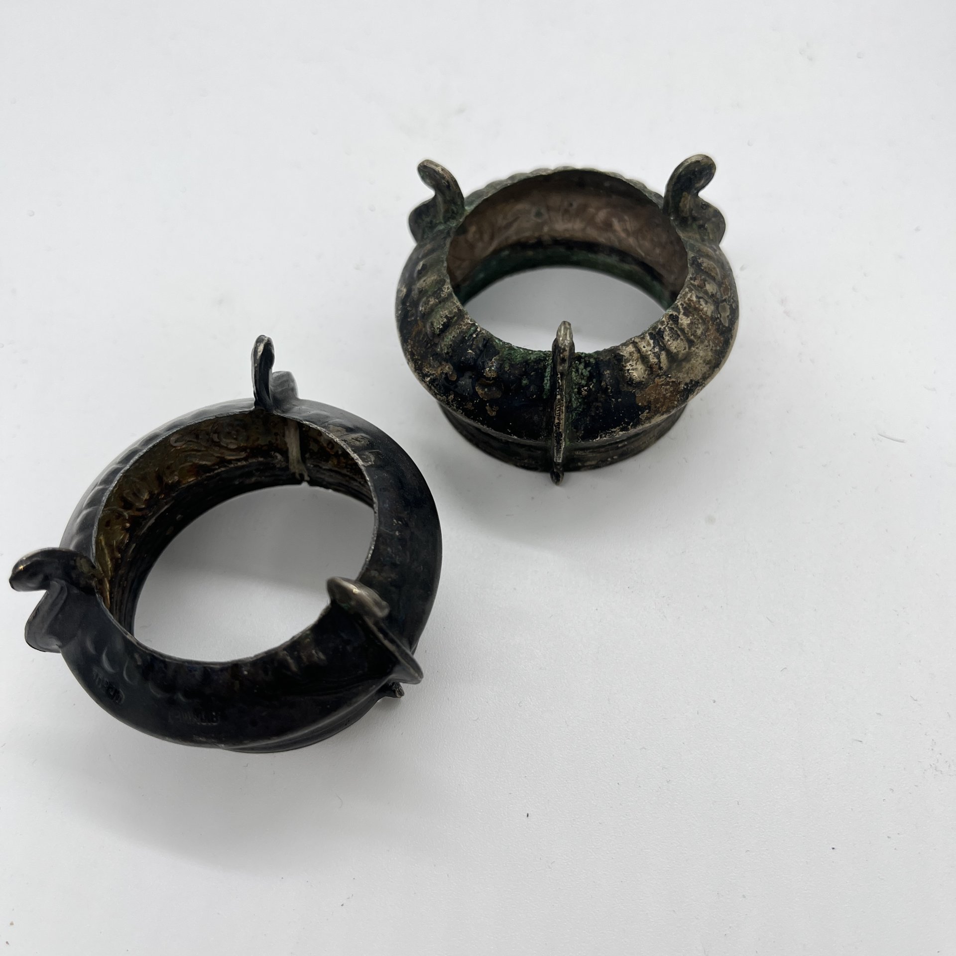 Набор из 2 солонок с растительным декором (нет стеклянного вкладыша)