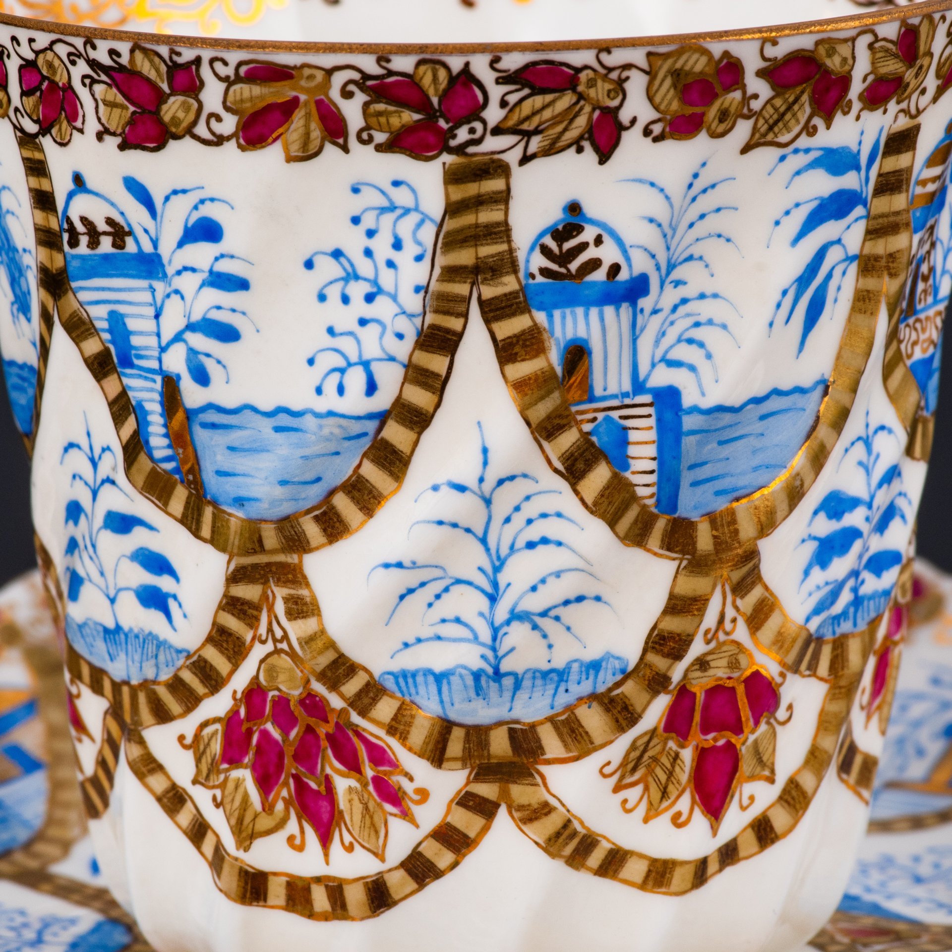 Пара кофейная "Синие деревья", автор росписи А.В. Воробьевский, Ленинградский фарфоровый завод (ЛФЗ)