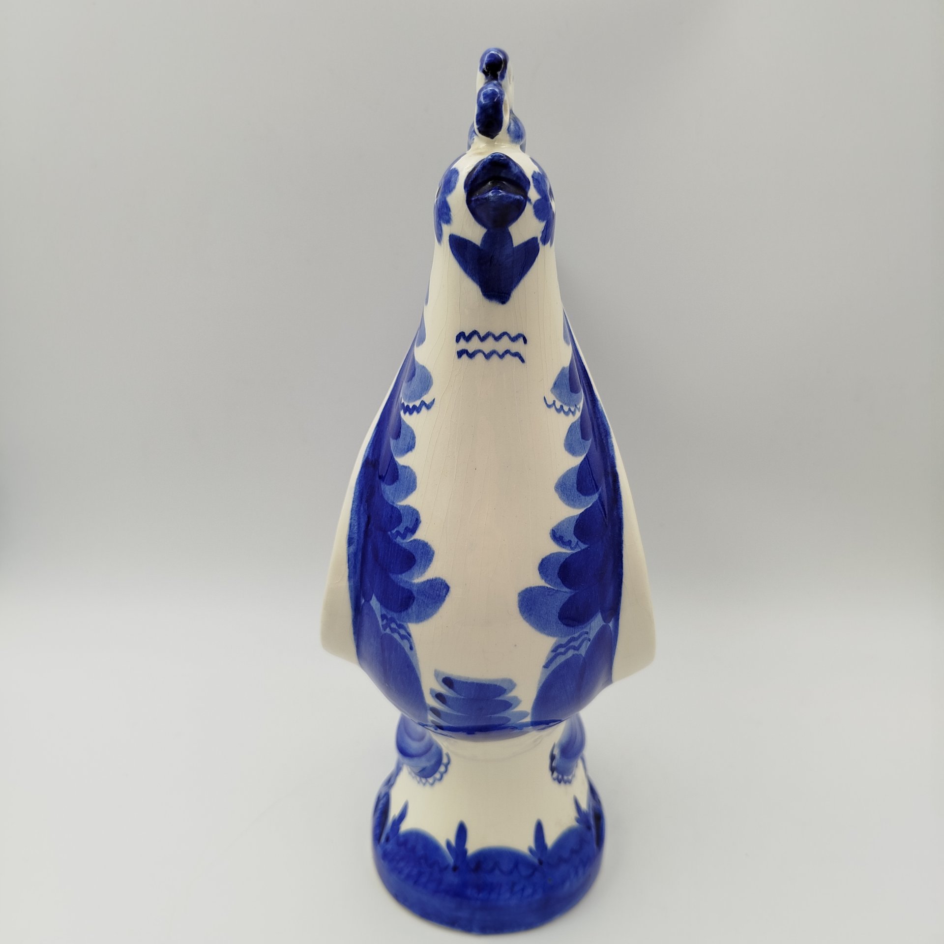 Статуэтка "Курица с цыплятами"